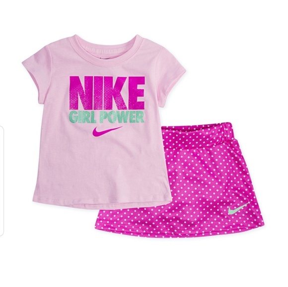 Nike Other - Nike Little Girls Tee and Scooter Skirt Set